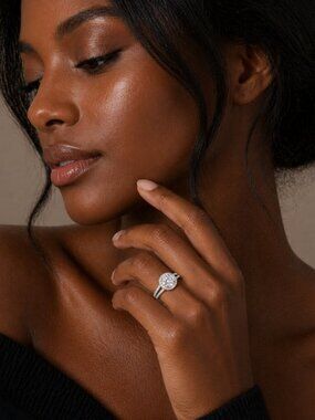 Halo Ring Cubic Zirconia